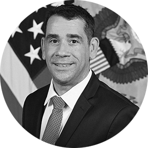 Leonel Garciga