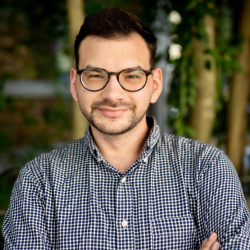 Peter Sterne (moderator)