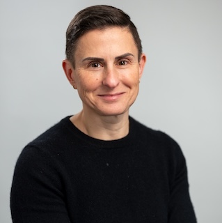 Liz Benjamin (Moderator)