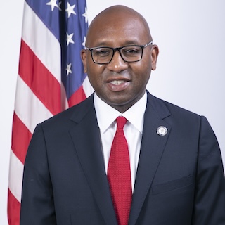 Donovan Richards Jr.