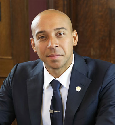 Dr. Alister Martin