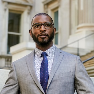 Dr. Steven Chambers