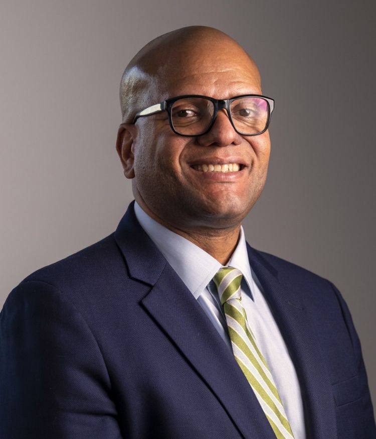 Dwayne Andrews (Moderator)