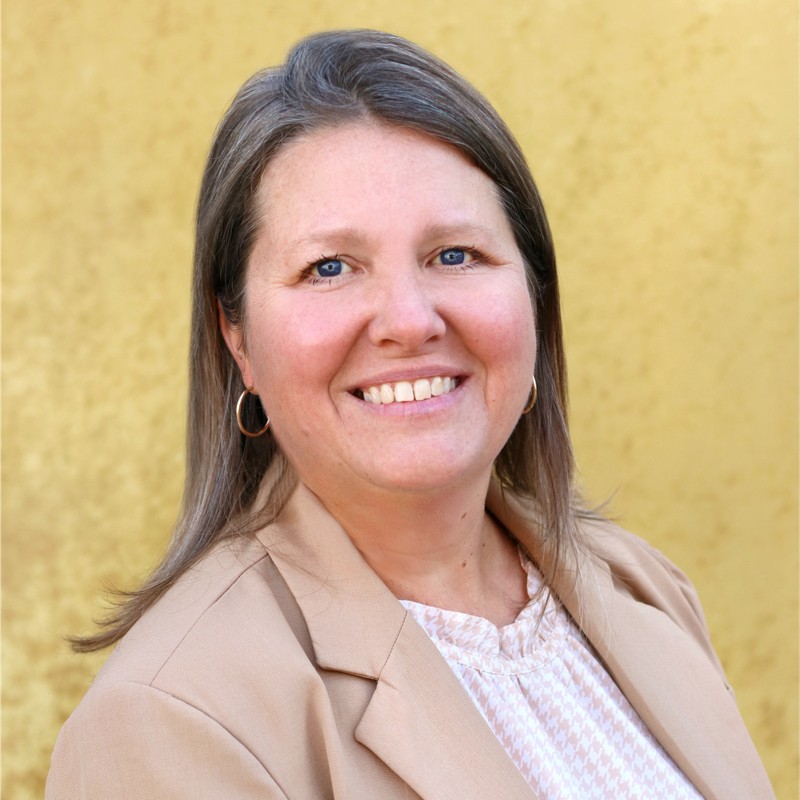 Kelli Mills
